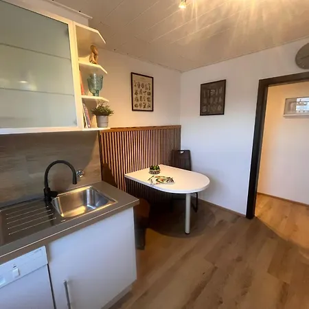 Zentrales Mit Bestlage & Gratis Parkplatz Apartamento *